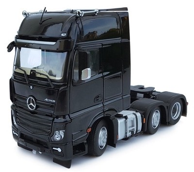 MARGE MODELS - MERCEDES Actros Gigaspace 6x2 Schwarz - 1/32 - MAR1912-02
