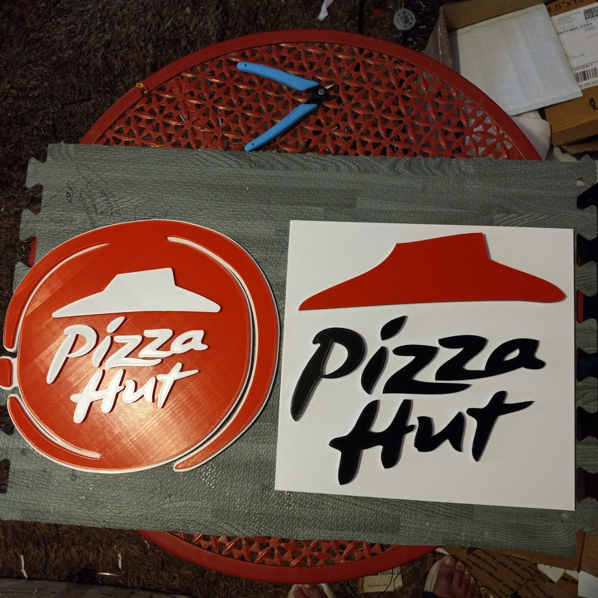 Pizza Hut Box Design