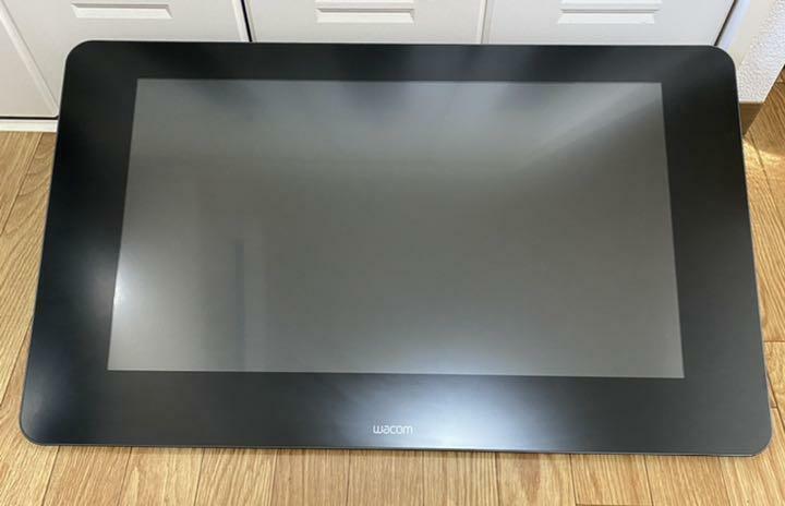Wacom Cintiq 27QHD DTK-2700 Creative Pen Display W/Remote Wacom Cintiq 27QHD DTK-2700 Creative Pen Display W/Remote