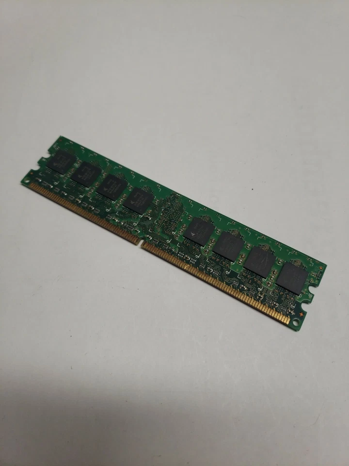 Infineon HYS64T128020HU-3.7-A DDR2 1GB PC2-4200 Non ECC 533Mhz RAM Memory - Image 2 of 3