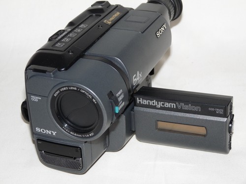 Sony CCD-TRV25 CCD-TRV15 HI8 8mm Video8 fotocamera lettore videocamera trasferimento video - Foto 4 di 5