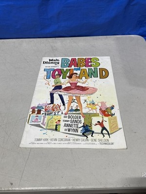 Disney BABES IN TOYLAND Original Release 36-page Pressbook for ANNETTE Film 1961