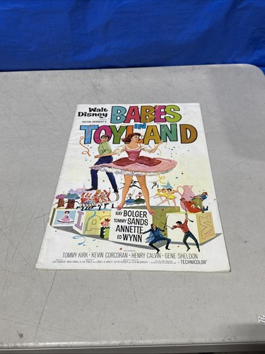 Disney BABES IN TOYLAND Original Release 36-page Pressbook for ANNETTE Film 1961