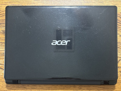Acer Aspire V5-121- 11.6 Notebook AMD C70 1.Ghz 4GB Ram 320GB HD ChromeOS *READ*