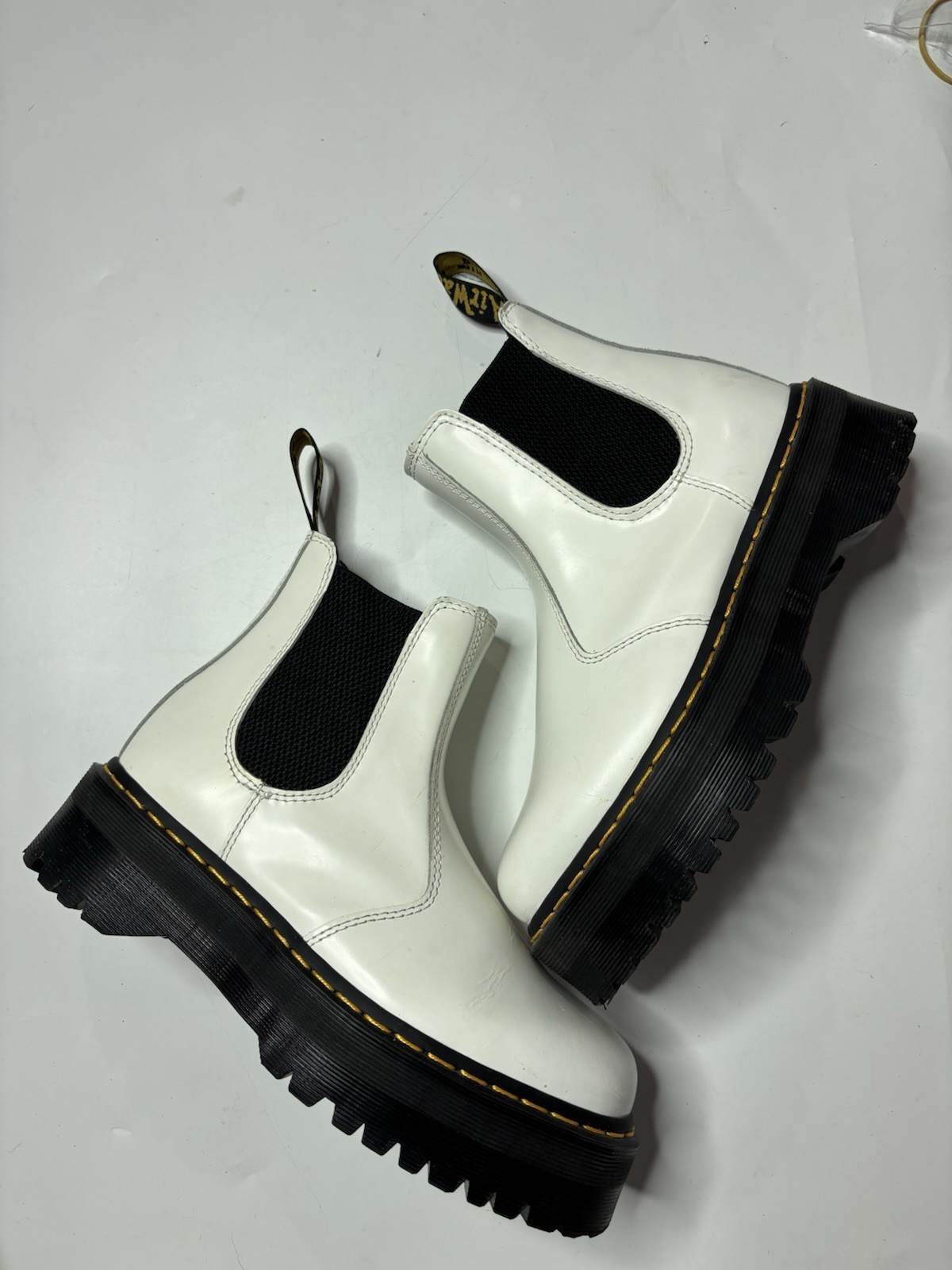 Dr. Martens 2976 Quad White Leather Platform Chelsea Boots Womens 9 Mens 8