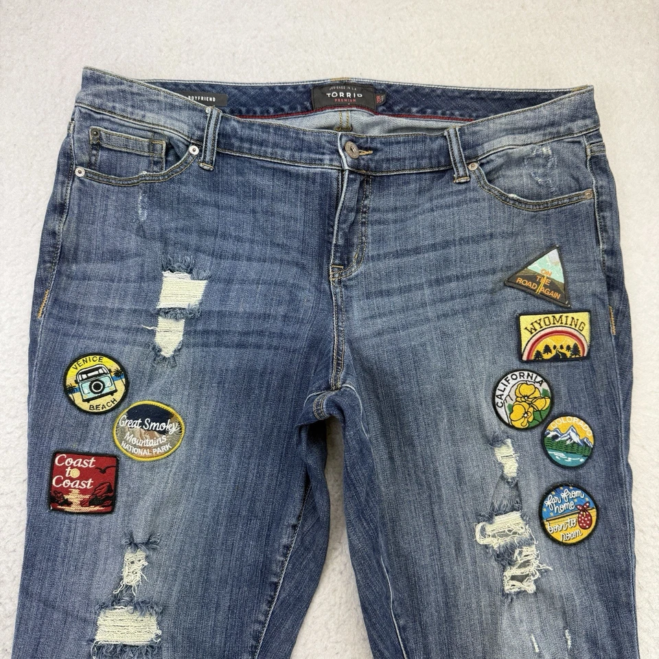 Pantalones de mezclilla Torrid para mujer 20 R azul retazos novio desgastados elásticos Foto 3 de 4