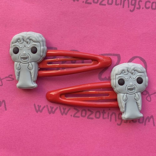 Doctor Who Snap Hair Clips - Picture 4 of 7
