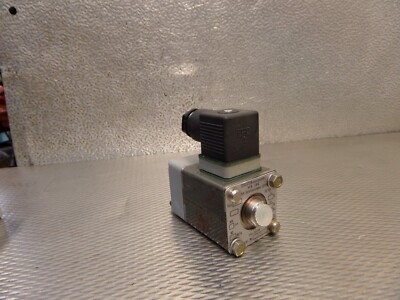 ORSTA Rüpro - Pneumatik  Wegeventil  Magnetschalter  TGL 20710  24V 6s 0,36A