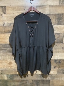 black batwing top plus size