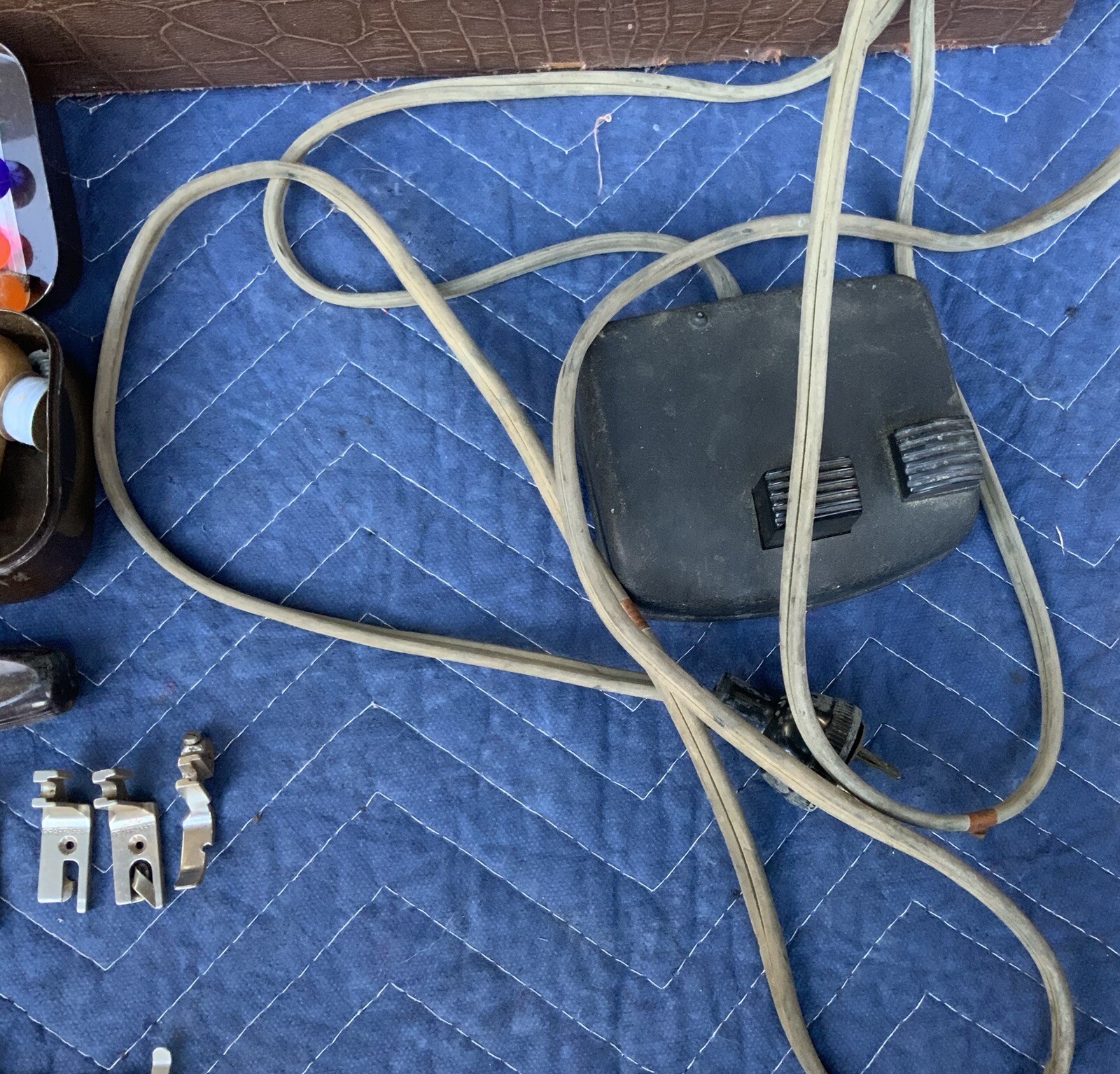 Pfaff 30 sewing machine Heavy Duty Sewing Machine Working W’ Extras