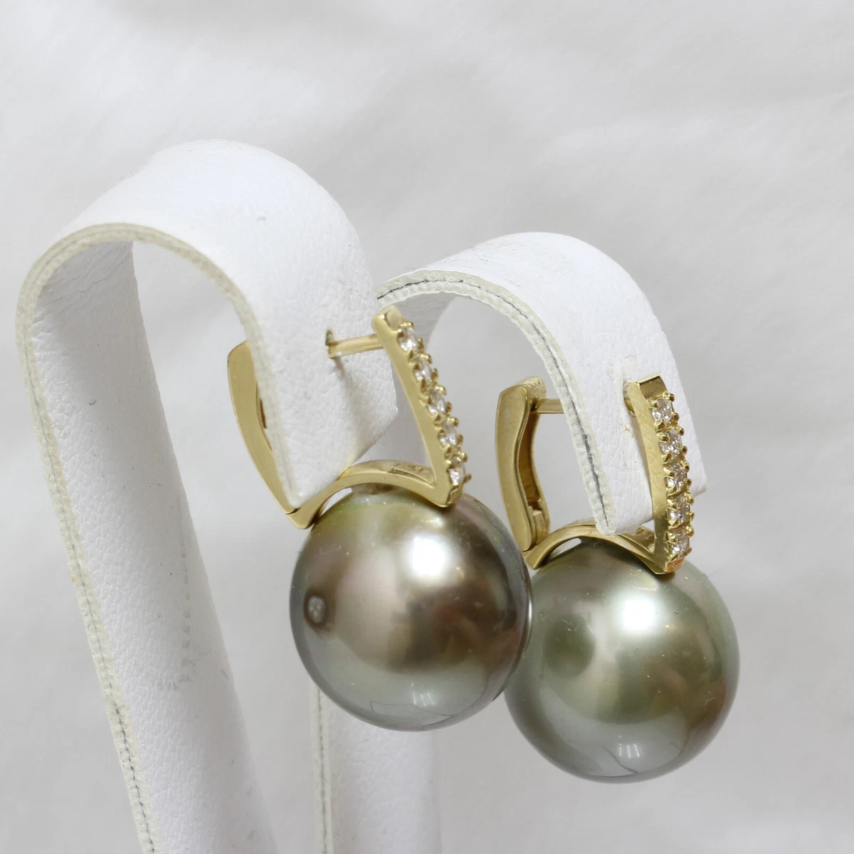 Pistachio cheap pearl earrings