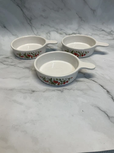 Vintage Sheffield Strawberries N Cream Bowls With Handles