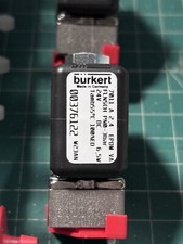 BURKERT 7011 - 376122 Electrovanne 2/2 - action directe 24V  - Like new!
