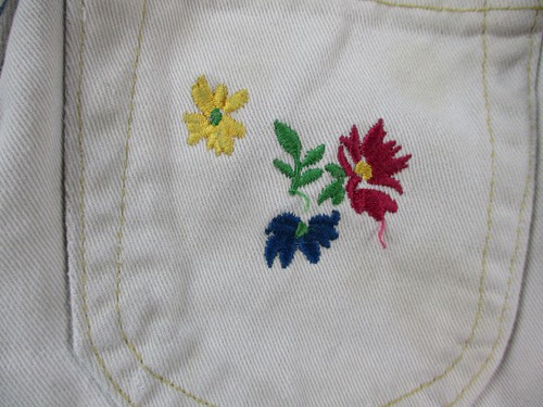 VINTAGE Lee Jeans Girls 5 Beige Made in USA Flare Floral Embroidered 90s Pants - Picture 6 of 17