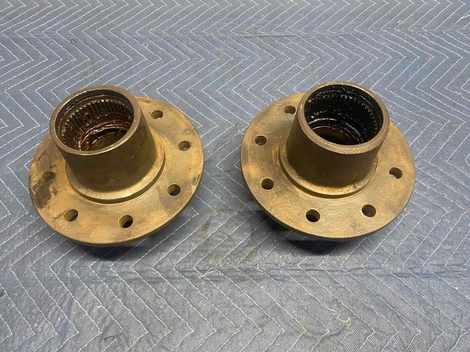 Bujes de cojinete de rueda de 8 orejetas para camioneta Chevy GMC 77-87 de 6 a 8 orejetas cambio 77-91 carrocería cuadrada Foto 2 de 4