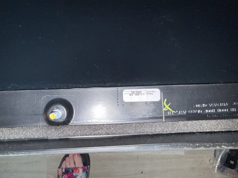 Tesla Model X Rear Left Falcon Door Roof Glass Window 2016-2020 1034902-00-M - Image 4 of 4