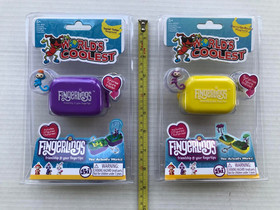 Worlds Coolest Fingerlings 2018 Teeter Totter and Merry Go Round Keychains
