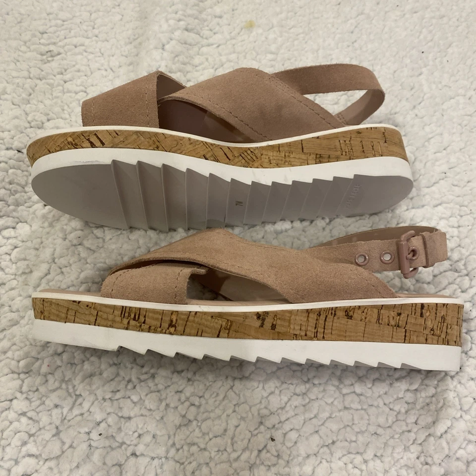 Marc Fisher Women’s Sling back Sandal Suede Size 7M Taupe - Image 4 of 4