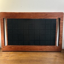 Escritorio para computadora portátil de madera Levenger 19x12 con mango madera maciza de cerezo oscuro estilo MCM