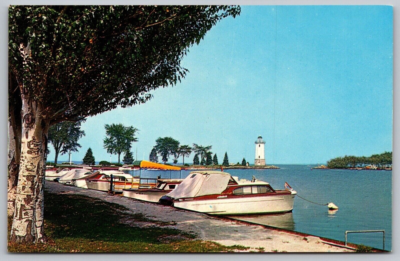 Wisconsin Wi Lakeside Park Fond Du Lac Boats Lighthouse Unp Postcard eBay