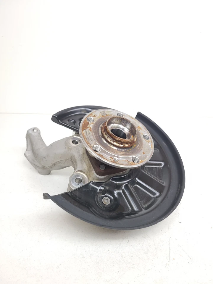 AUDI A3 QUATTRO 2022-2024 BUJE NUDILLO HUSILLO TRASERO DERECHO CON COJINETE DE RUEDA Foto 2 de 4