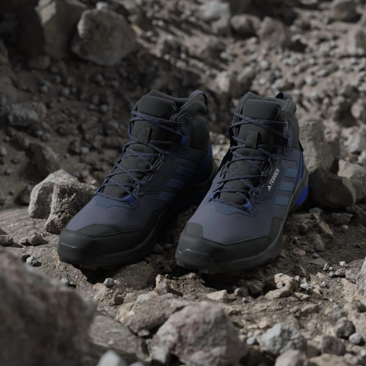adidas Terrex AX4 Mid GORE-TEX Hiking JP7379 Shadow Navy / Wonder