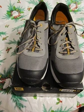 Caterpillar Men's Streamline 2.0 Composite Toe Work Shoe siz 13  P91353 charcoal