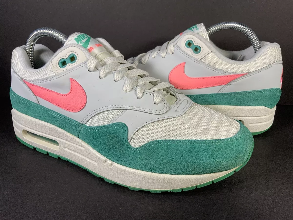 Heel veel goeds Etna In tegenspraak Nike Air Max 1 Watermelon South Beach White Green Pink Size 7.5 Rare AH8145-106 | eBay Heel veel goeds Etna In tegenspraak Nike Air Max 1 Watermelon South Beach White Green Pink Size 7.5 Rare AH8145-106 | eBay