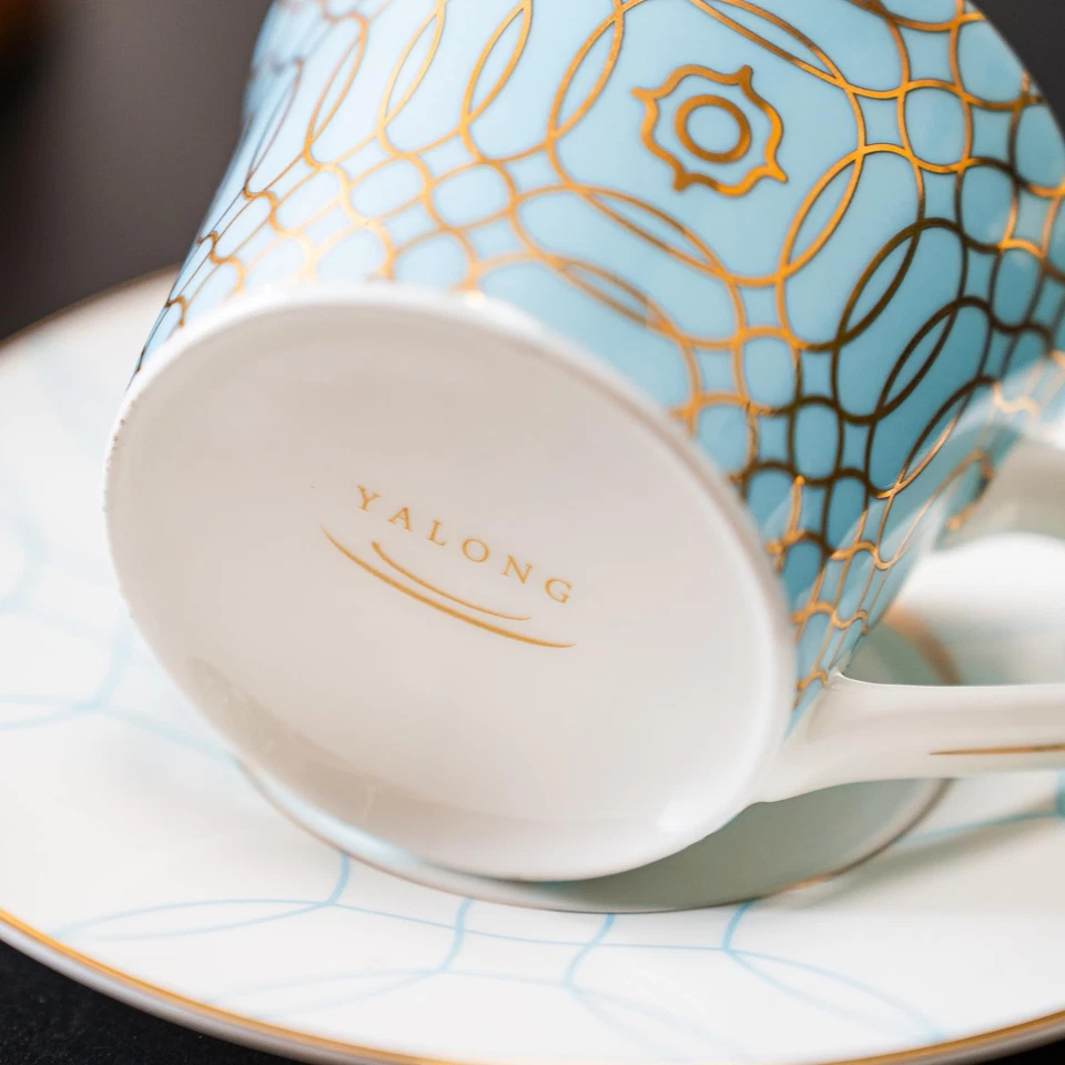 Juego de 2 tazas de té y platillos de cerámica, 7 oz, capuchino, taza de café con leche, suita... Foto 3 de 4