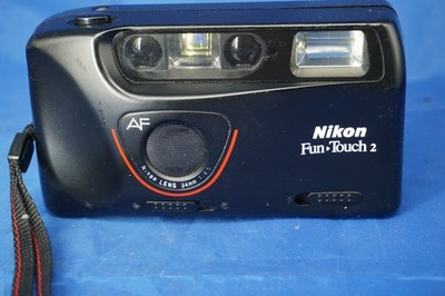 Nikon Nice Touch 2 35mm Film Camera Point Shoot w/ Nikon Case Tested