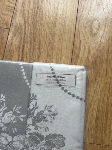 New single duvet cover Josette Steel Duvet Cover 100% cotton Sateen Laura Ashley - Picture 3 of 3