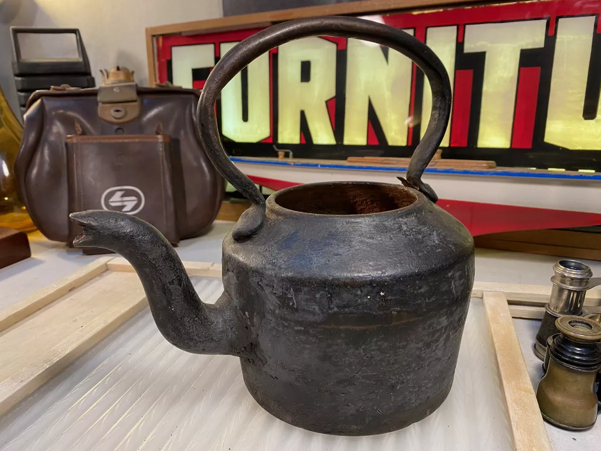Antique English Kenrick 4 Pints No1 Cast Iron Stovetop Kettle eBay