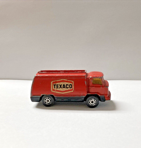 Corgi Juniors petrol Tanker #97-B /1977 Texaco label - 1:64 scale - Picture 3 of 5