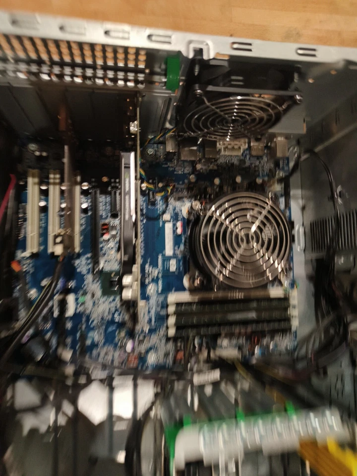 PC HP Workstation Z200 i5 6th 4Go 320HDD Quadro FX580 W10 - Photo 3/4