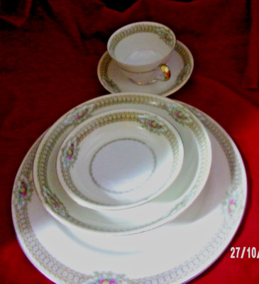 VINTAGE 5PC PLATES SETTING NORITAKE China dishes Rodista 590 Japan