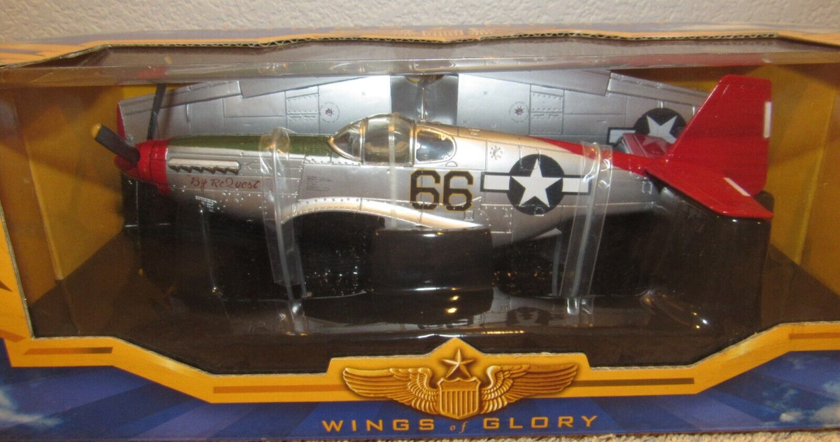 Wings of Glory P-51 Mustang Fighter Plane 1:48 Diecast - Airplane