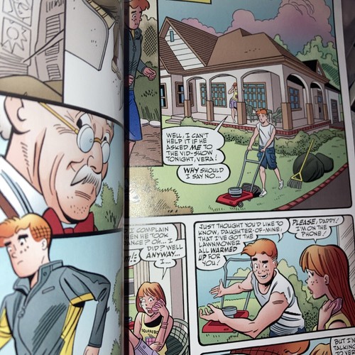 The Death of Archie : A Life Celebrated Paperback Paul Kupperberg - 第 4/5 張圖片