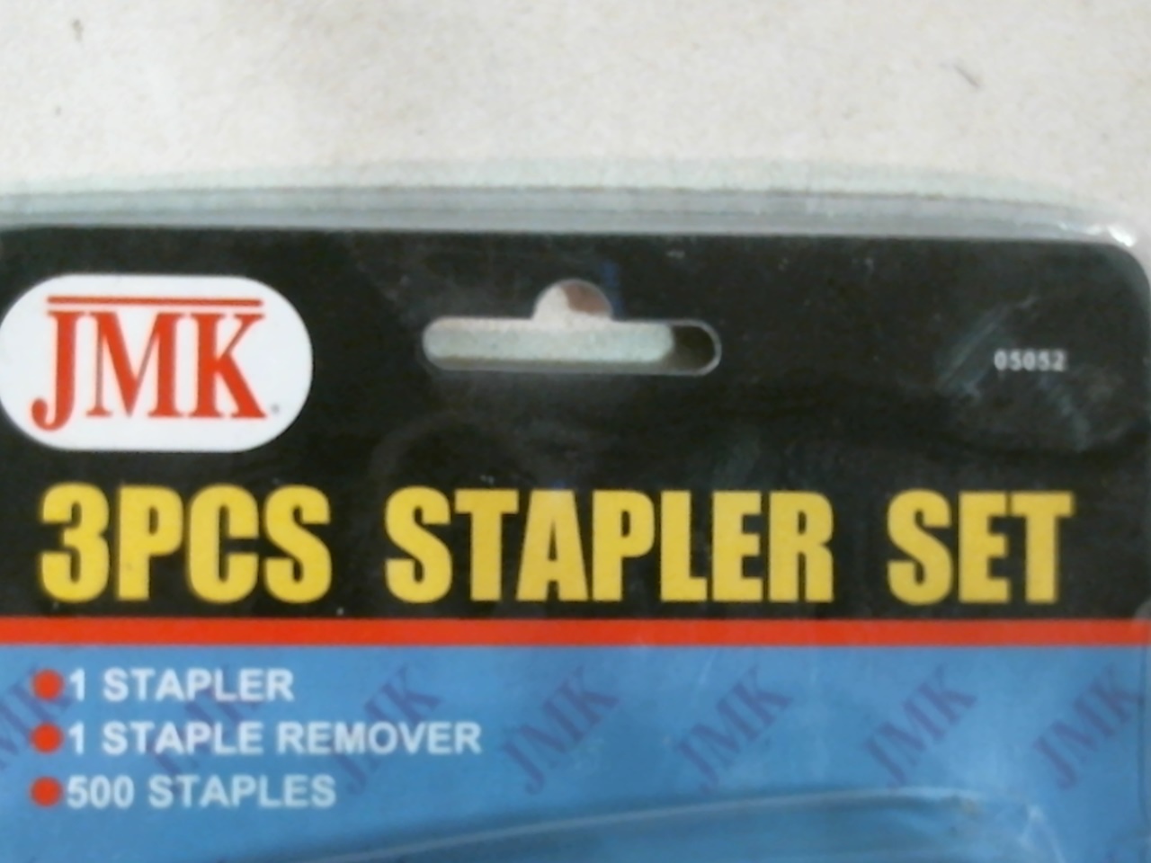 JMK  STAPLER / REMOVER & 500 STAPLES   (05052)  FS 