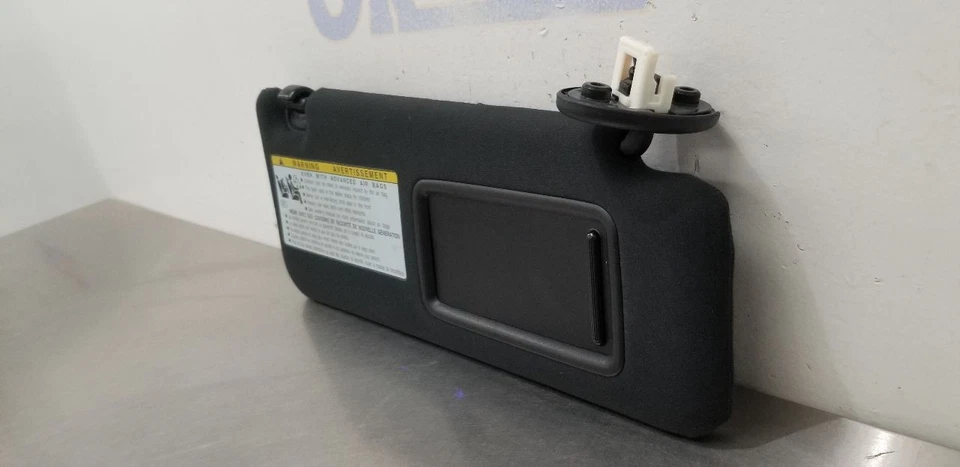 12 LEXUS IS F PARASOL PASAJERO DERECHO NEGRO Foto 3 de 4