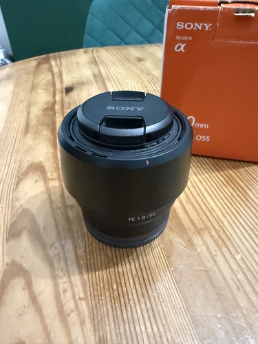 Sony FE 50mm f/1.8 Prime Lens for Sony E-Mount - Picture 5 of 10