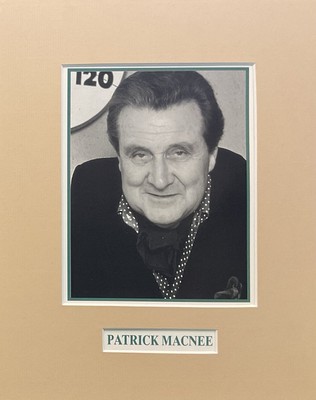 Foto - Karte montiert Patrick McNee
