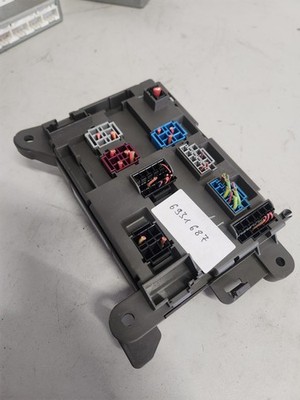BMW X5 E70 X6 E71 Sicherungskasten Stromverteiler hinten 6931687 08-10