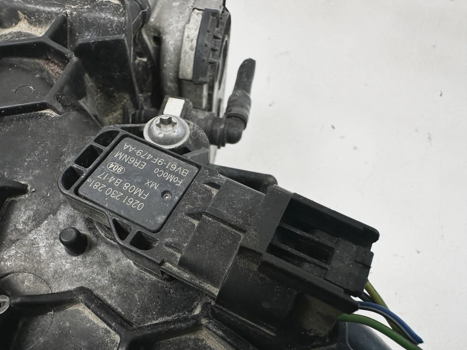 Intake Manifold with Throttle Body For 2013-2019 Ford Escape CJ5E9424BE - Image 3 of 4