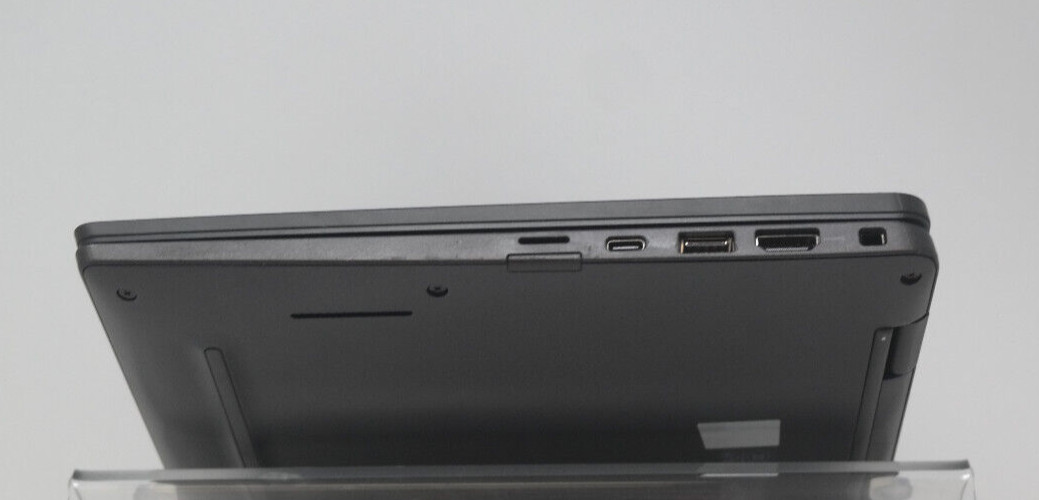 Dell Latitude 7420, 14-Inch Laptop, with Intel Core i7-1165G7, Windows 11 Pro