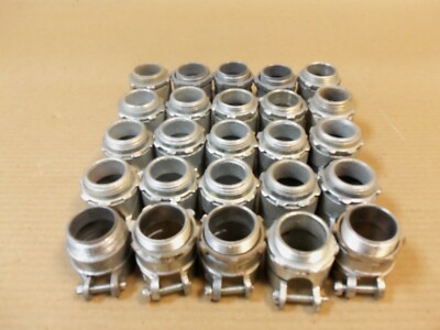 NEW Lot of 24 ASSORTED BRANDS 1'' SQUEEZE CONDUIT CONNECTOR AK