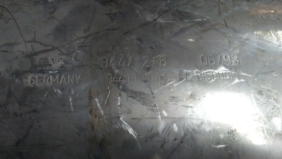 Silenciador de escape trasero de fábrica OEM 968 1992-1995 OEM 9441110411 06/93 Foto 2 de 4