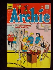 ARCHIE #209 1971 ARCHIE COMICS BRONZE AGE COMIC BOOK 