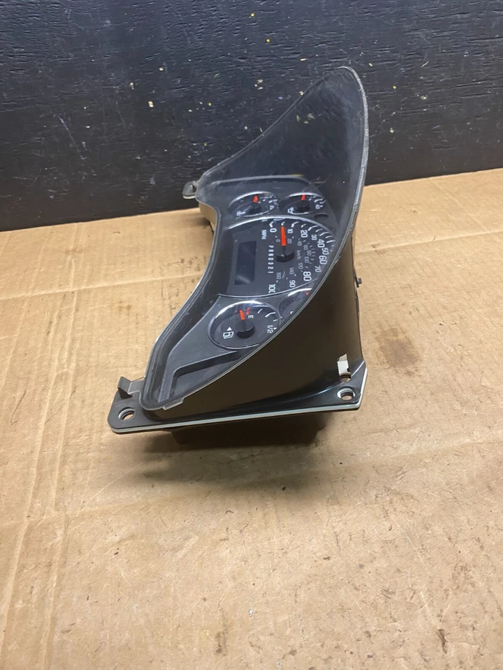 2008 2009 2010 Chevrolet Express Speedometer Cluster Gauge O1388 OEM DG - Image 4 of 4