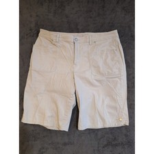 Gloria Vanderbilt Womens Khaki Beige Slimming Effect Stretch Bermuda Shorts 14