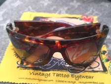 Ed Hardy Sunglasses  Case Black Alive Aware Tiger Bling Tattoo Eyewear EHS-007